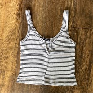 brandy striped notch tank top 🧘🏼‍♀️